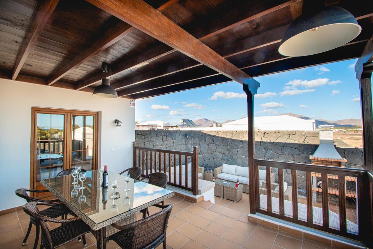 Villa Vista Rey - 6 Bedroom - Heated Pool - Amazing Views - Pool Table - Vista Lobos - Playa Blanca מראה חיצוני תמונה