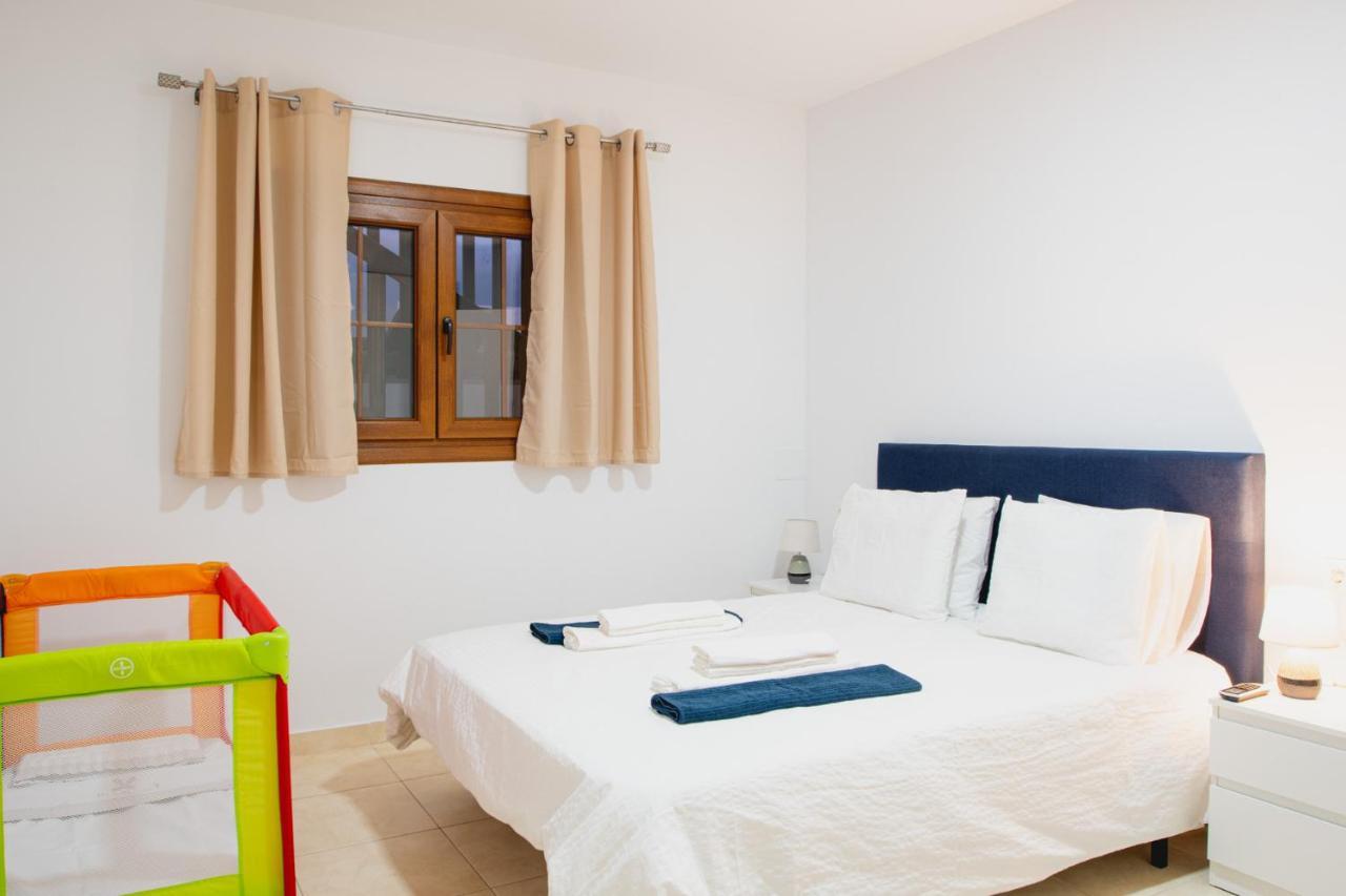 Villa Vista Rey - 6 Bedroom - Heated Pool - Amazing Views - Pool Table - Vista Lobos - Playa Blanca מראה חיצוני תמונה